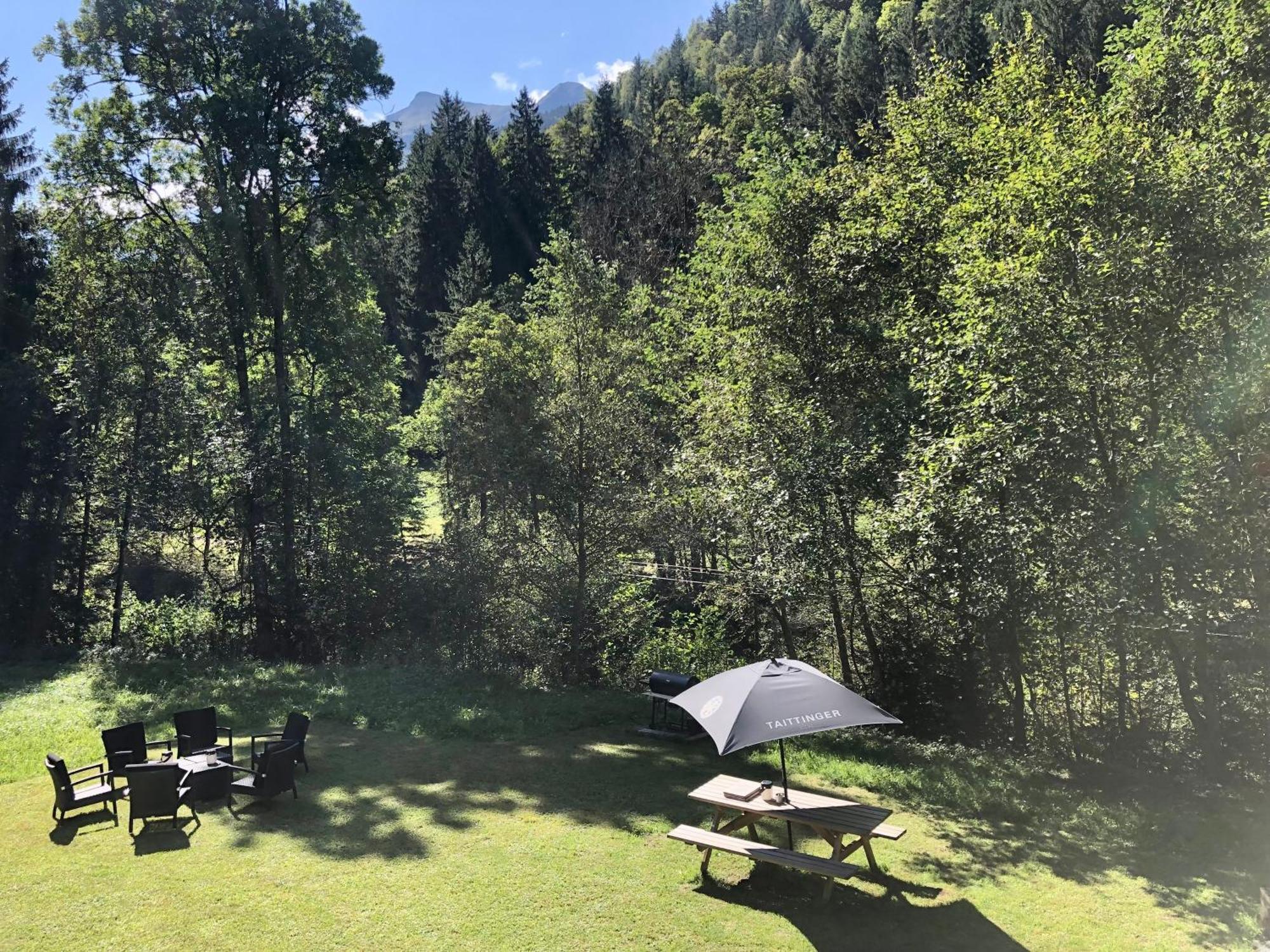 Chalet Riviere Du Bon Nant Location De 6 A 14 Personnes En Haute Savoie แซ็งต์-แฌร์เวส์-เลส์-แบ็งส์ ภายนอก รูปภาพ